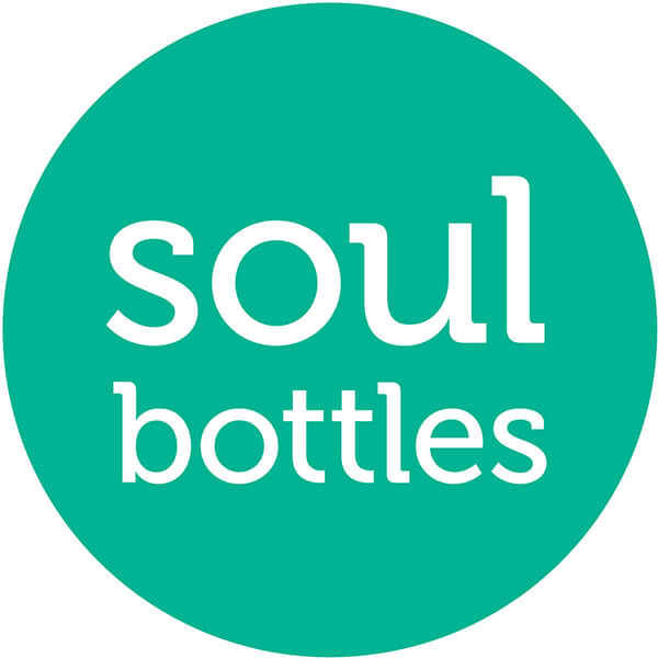 Glastrinkflaschen und Schutzhüllen in tollen Designs von Soulbottles